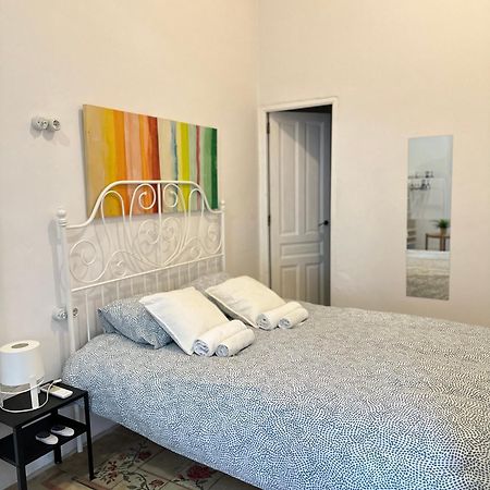 4 - Acogedora Habitacion Junto A Ruzafa Con Bano Privado Y Aire Acondicionado Valencia Ngoại thất bức ảnh