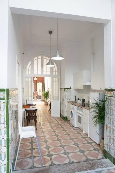 4 - Acogedora Habitacion Junto A Ruzafa Con Bano Privado Y Aire Acondicionado Valencia Ngoại thất bức ảnh