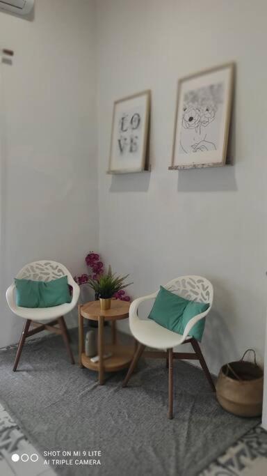 4 - Acogedora Habitacion Junto A Ruzafa Con Bano Privado Y Aire Acondicionado Valencia Ngoại thất bức ảnh