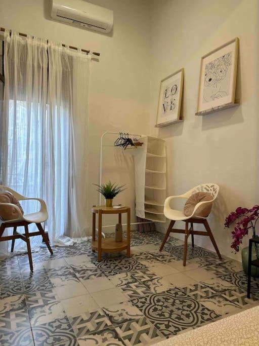 4 - Acogedora Habitacion Junto A Ruzafa Con Bano Privado Y Aire Acondicionado Valencia Ngoại thất bức ảnh